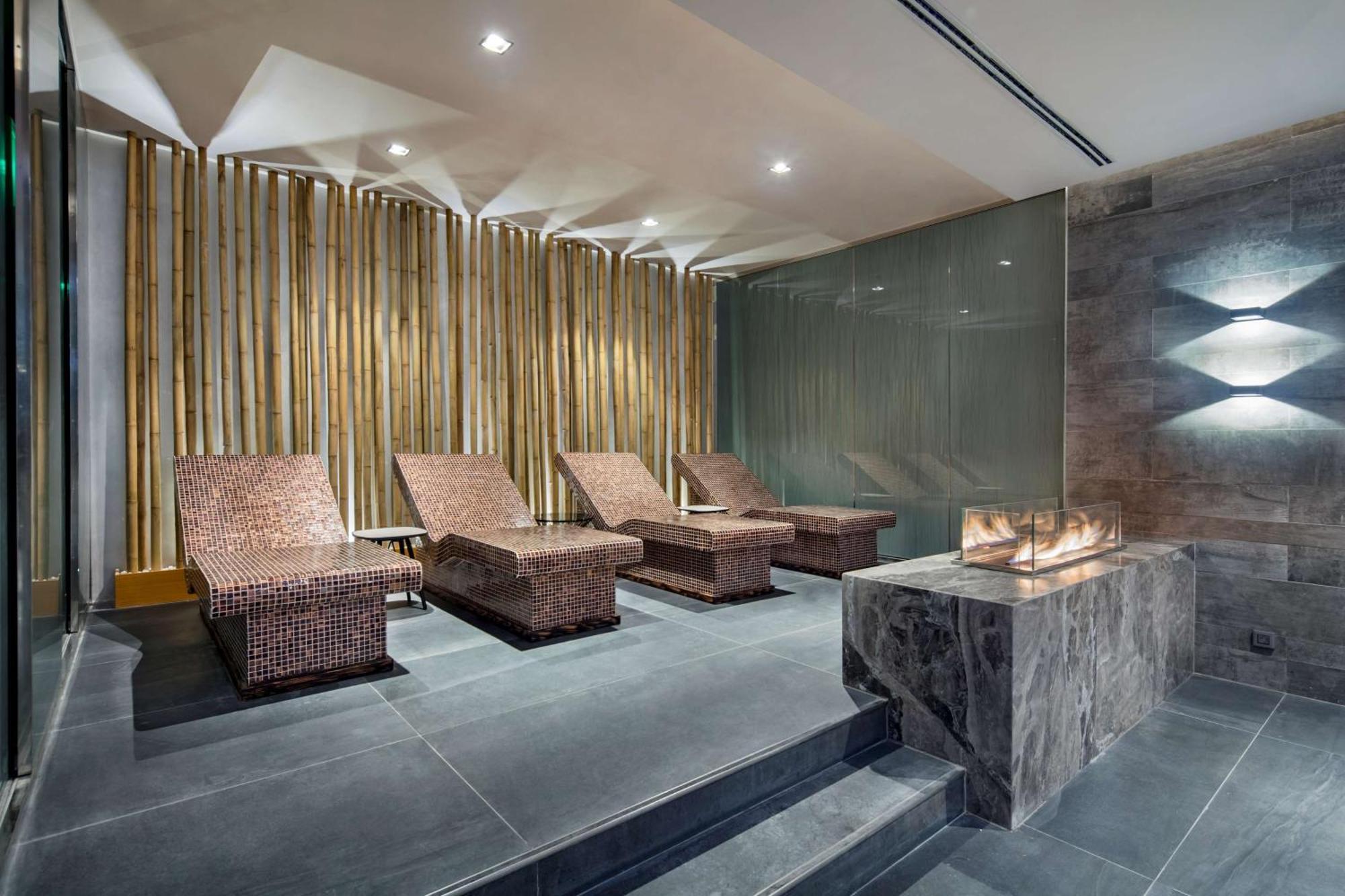 Doubletree By Hilton Skopje Exterior foto The spa at The Dorchester