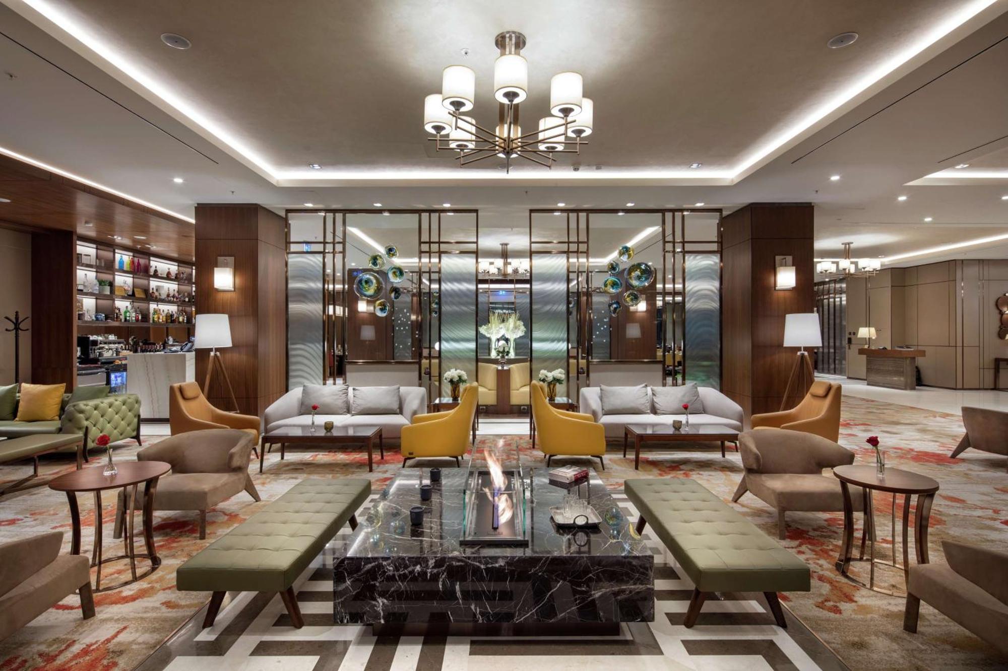 Doubletree By Hilton Skopje Exterior foto The lobby of the hotel