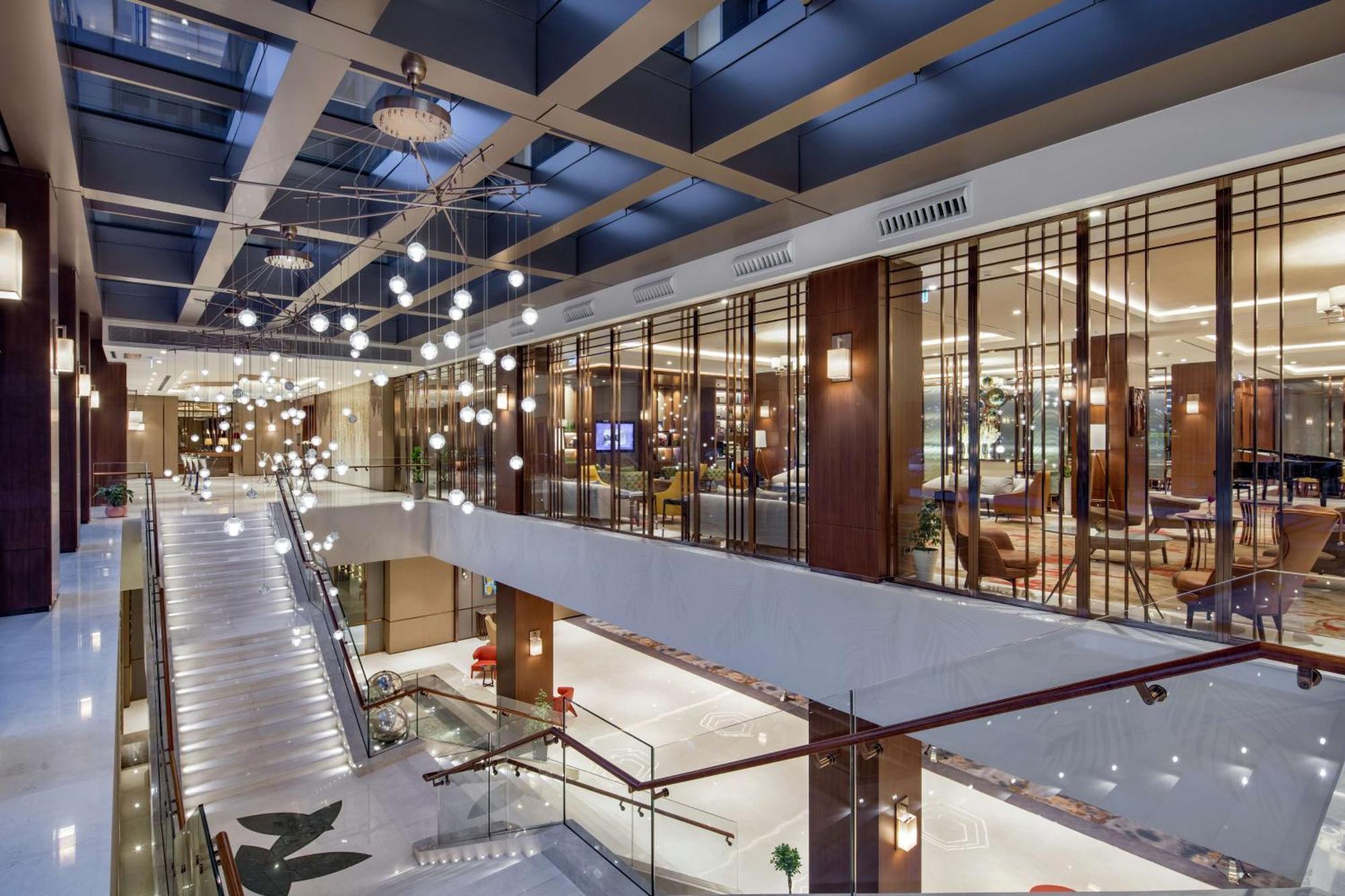 Doubletree By Hilton Skopje Exterior foto The interior of the hotel